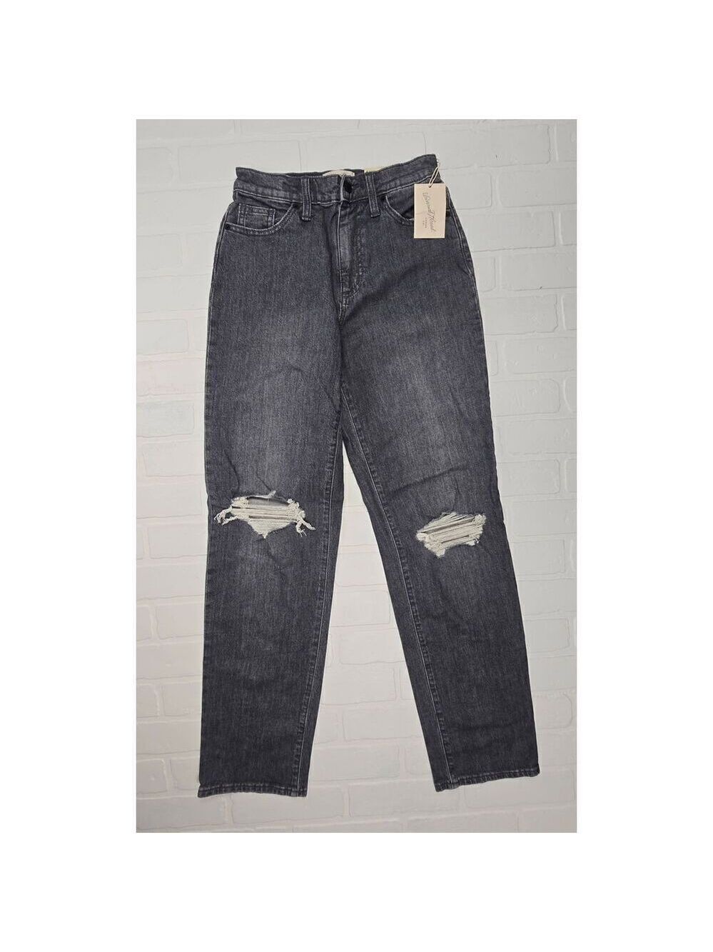 Universal Thread  Vintage Straight Distressed Jeans 00